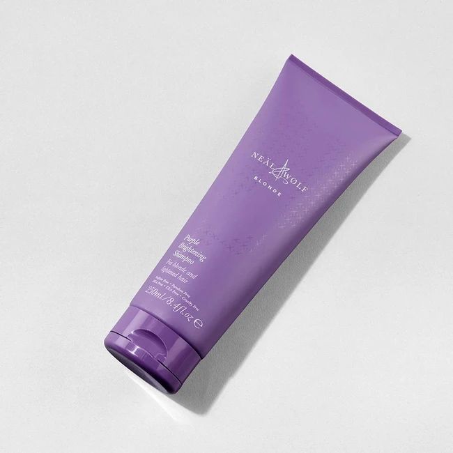 Neal & Wolf Purple Brightening Shampoo 2